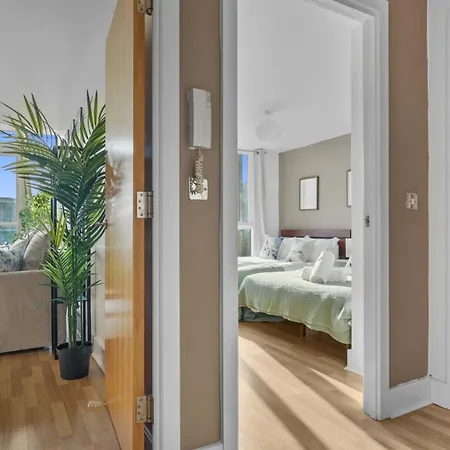 Eastern Suite - City Centre, Free Parking And Balcony Birmingham Exterior photo